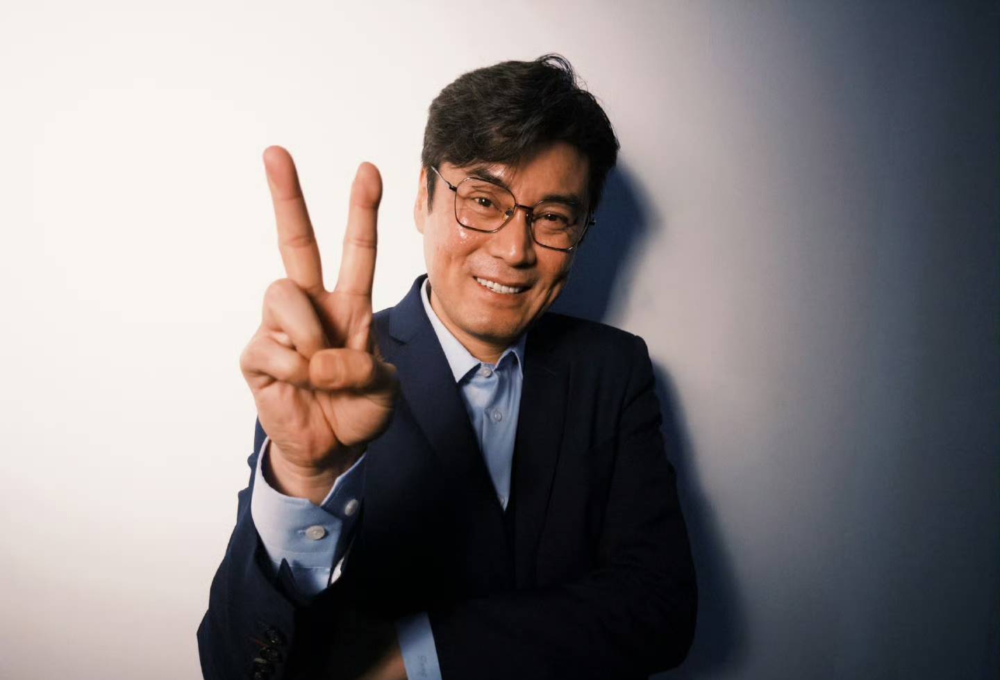 唐旭:曾与李乃文同吃同睡,小时候梦想当工人