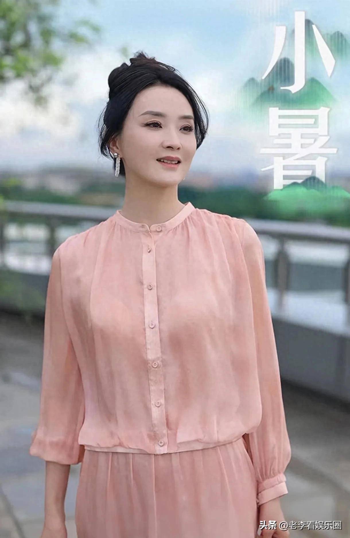王艳自拍必有故宫韩雪参加节目就提爷爷女明星也有自己的执念