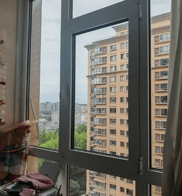 擦玻璃机器人品牌排行榜前十名:10大擦窗机器人品牌核心数据实测