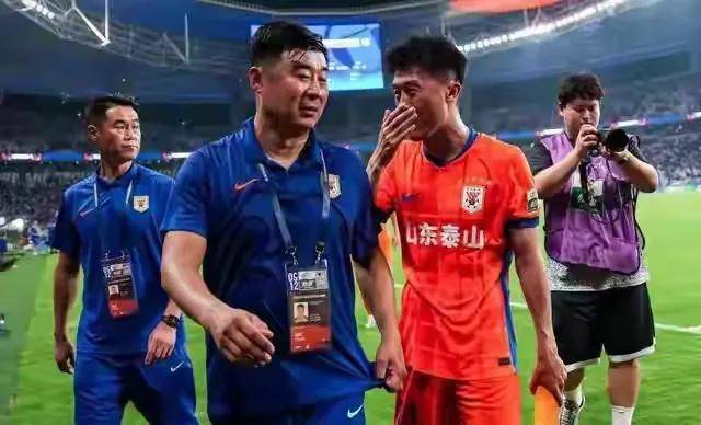 重排中国足坛10大现役土帅:李霄鹏第4于根伟第6李金羽邵佳一呢