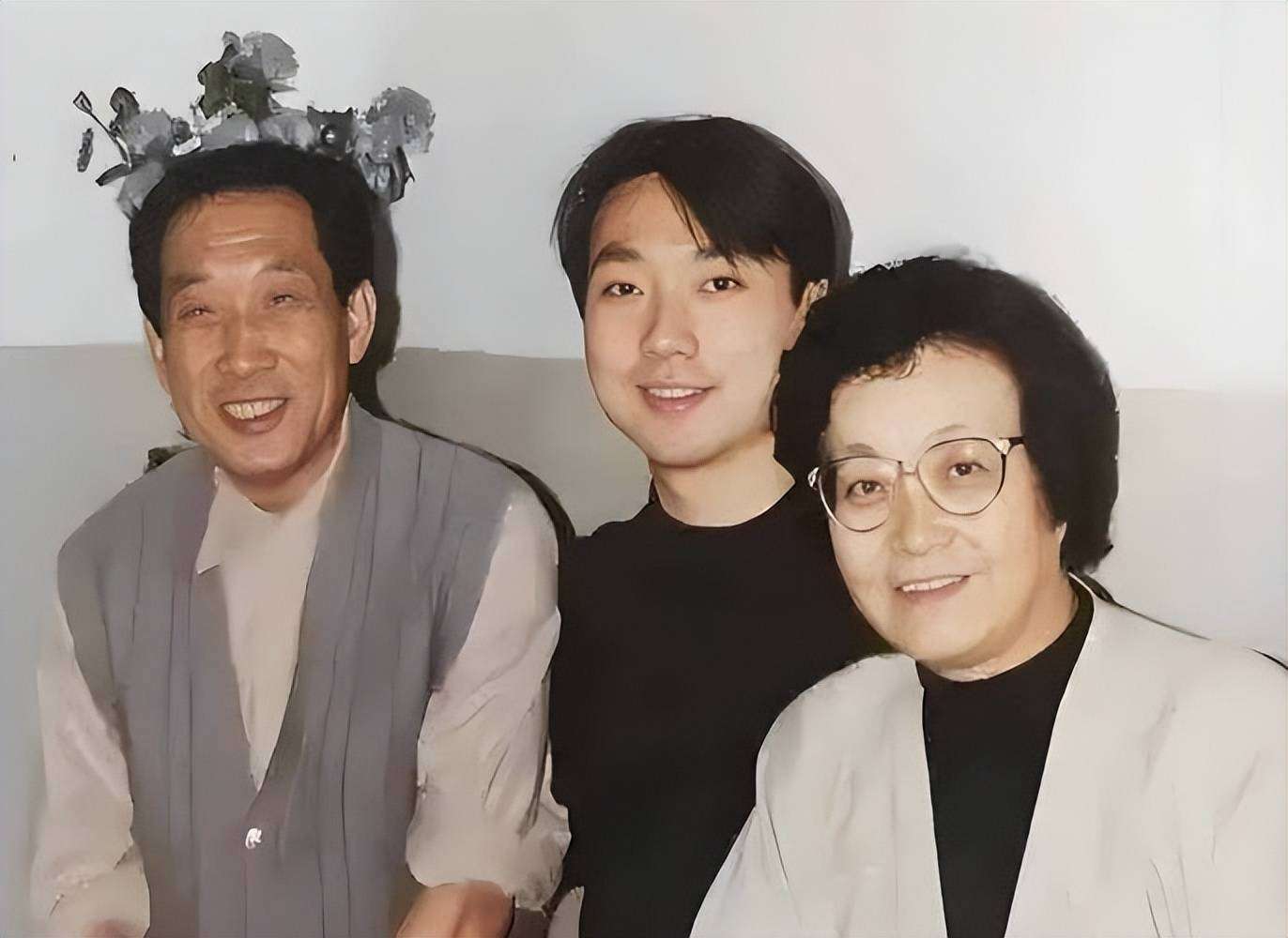 为时已晚!康辉和妻子结婚25年丁克至今无儿无女,真相太现实