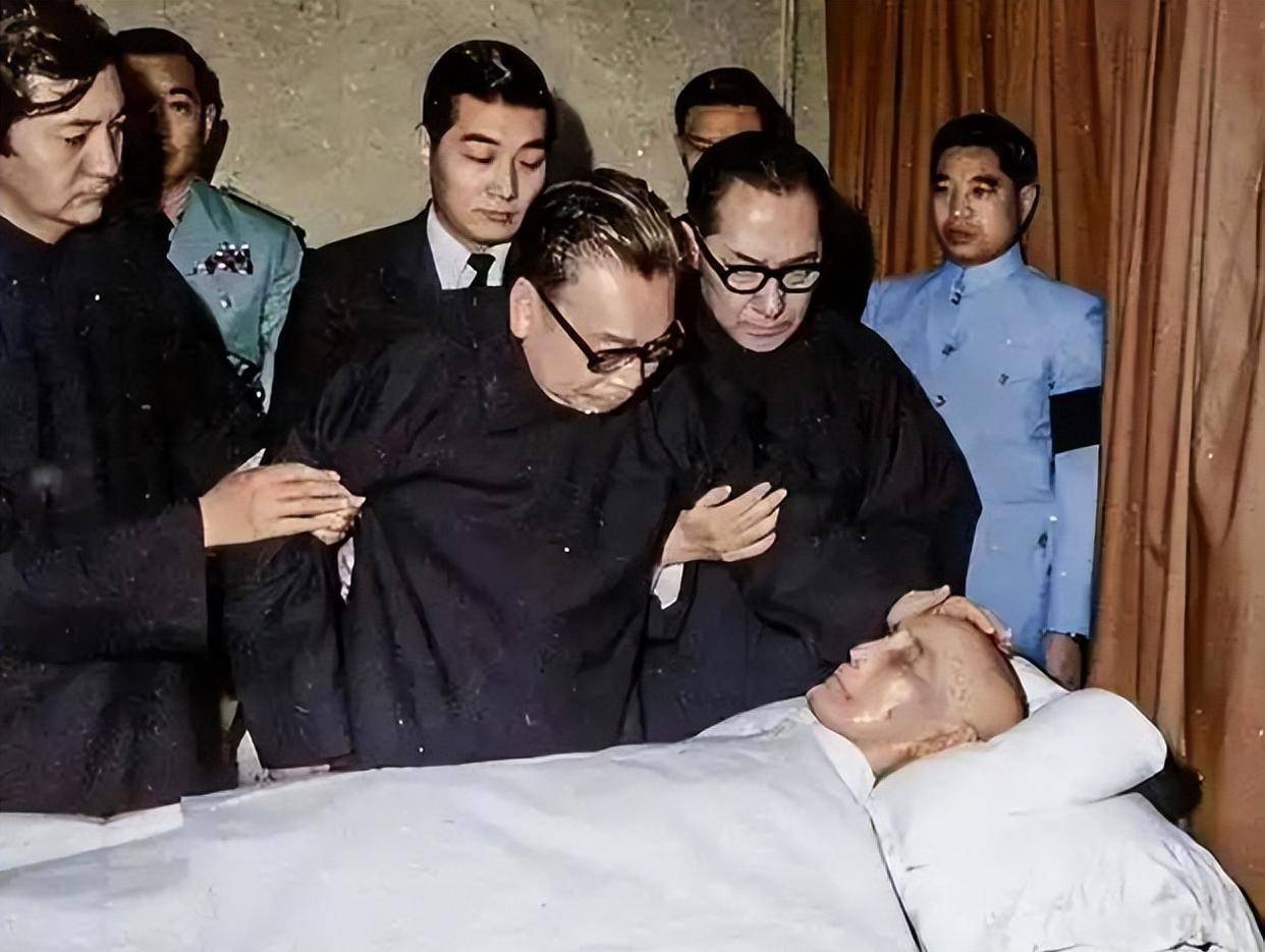 蒋介石灵柩若回大陆入土为安,大家会同意吗?背后故事令人深思