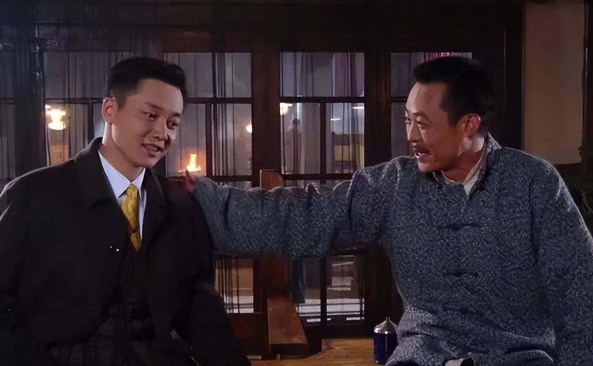 刘奕君:被老师称必定大器晚成,40多岁才走红,儿子却比他还红