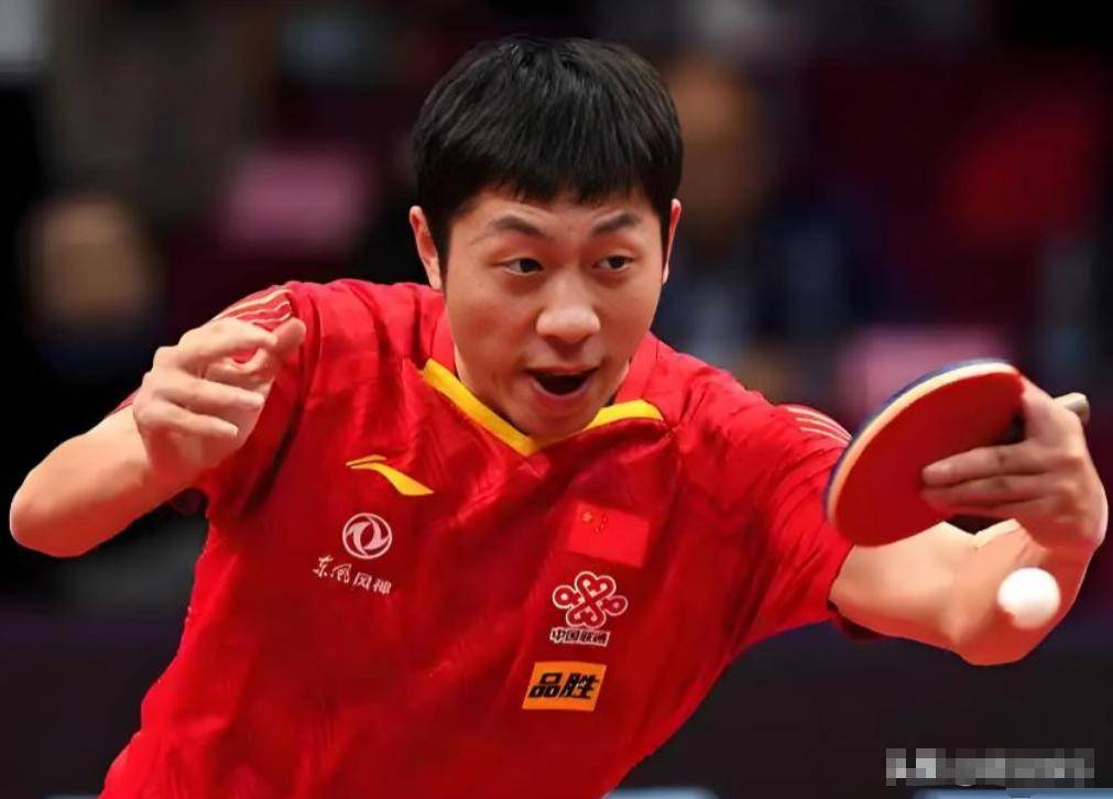 里约男团决赛,他跟张继科搭档双打,小日子组合拼得特别凶,结果许昕靠