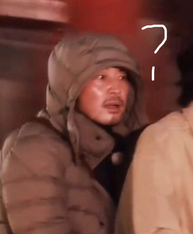 敖瑞鹏载沙溢买奶茶，网友调侃：像只给敖瑞鹏打滤镜不管沙溢死活 插图1