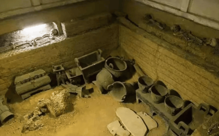 1994年,湖北盗墓贼挖出战国女尸,1年后3人殒命,20余人遭殃