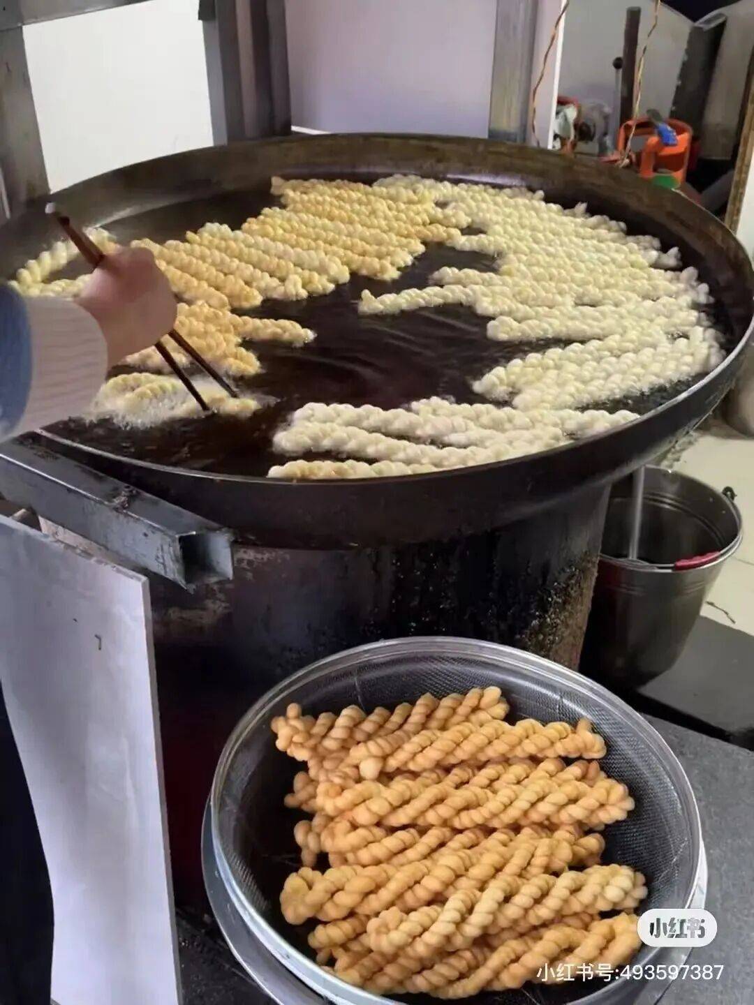 饼干空口就能炫一个葱香油酥相互交融内层软面外层脆壳闻喜葱花饼同