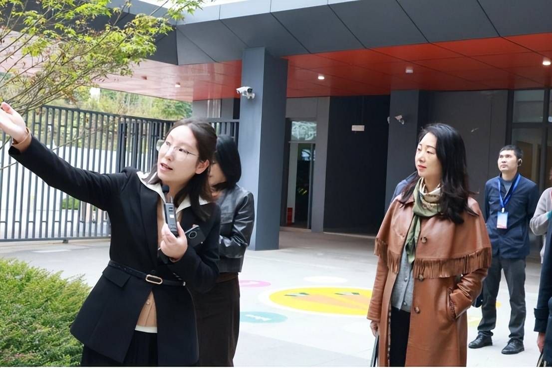 国培赋能聚标杆 成都龙泉驿向阳桥中学为四川中小学校长搭建交流学习