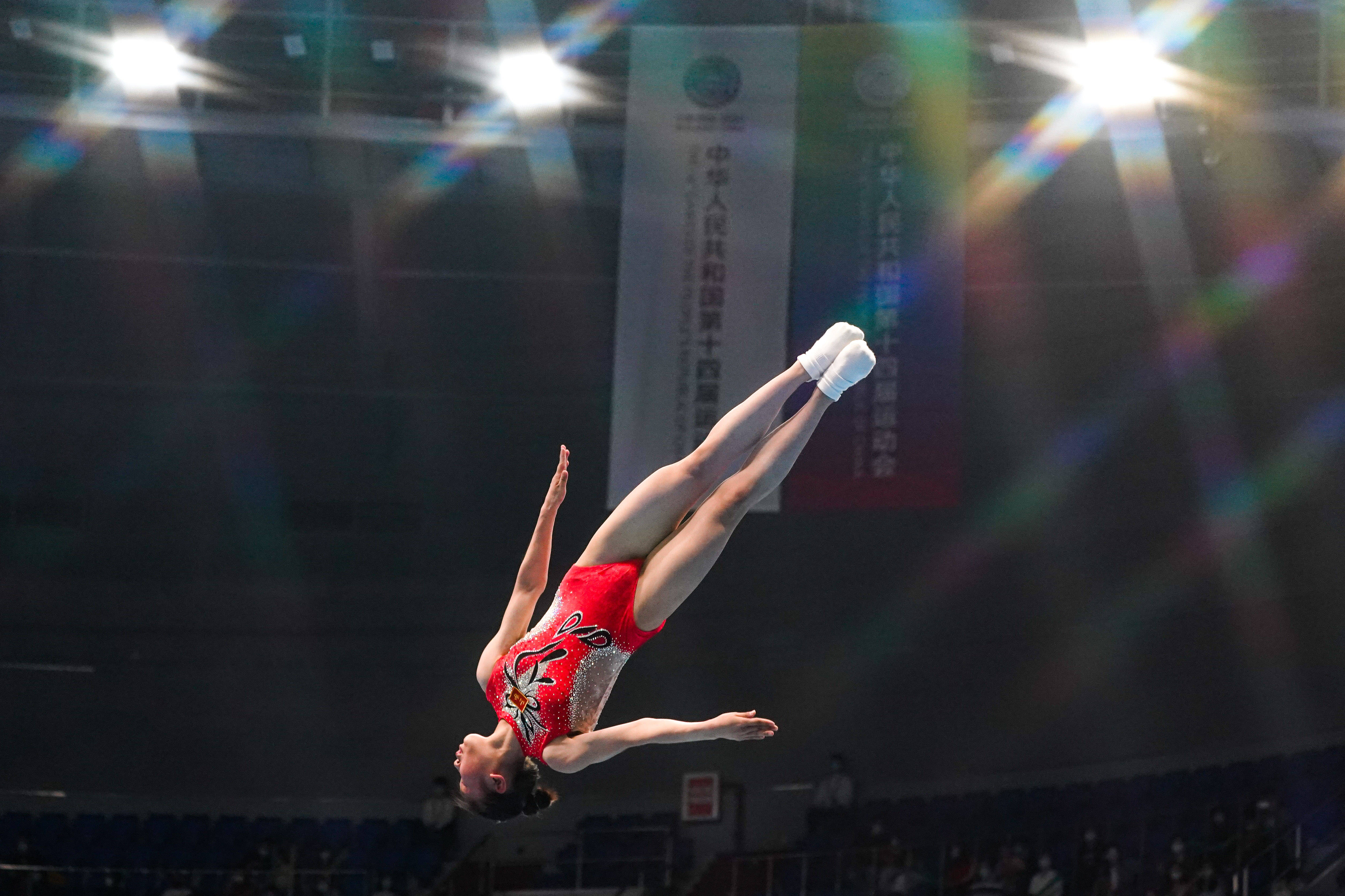 潜优今年最大亮点:蹦床世锦赛,国手时隔10年包揽奥运项目双金