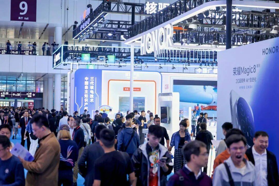 深圳11月14-16日 中国科技第一展—高交会人山人海 观者如潮(图11) 深圳11月14-16日 中国科技第一展—高交会人山人海 观者如潮(图11)