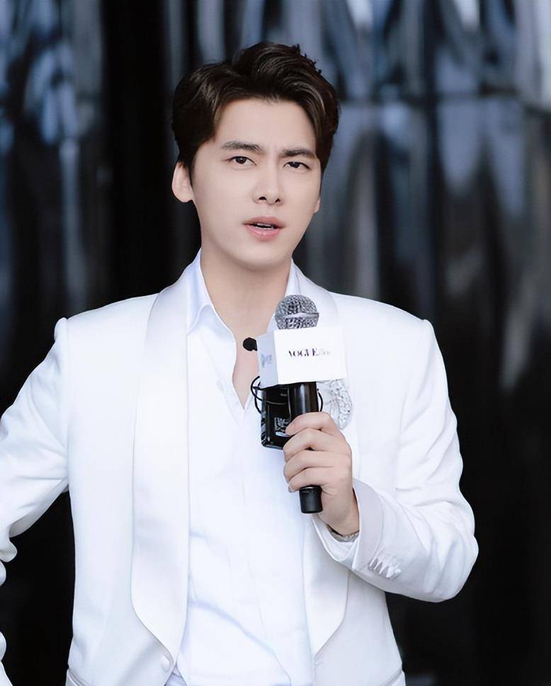 善恶终有报,泰国复出半年,38岁李易峰再爆丑闻,步入高亚麟后尘