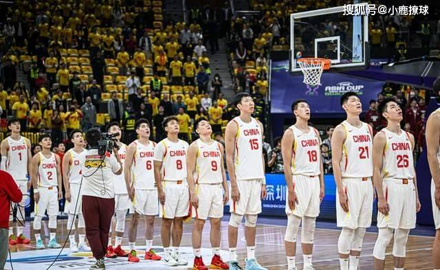 中国男篮世预赛12人大名单呼之欲出！三大核心满血回归提升纸面实力，郭士强终于要打富裕仗
