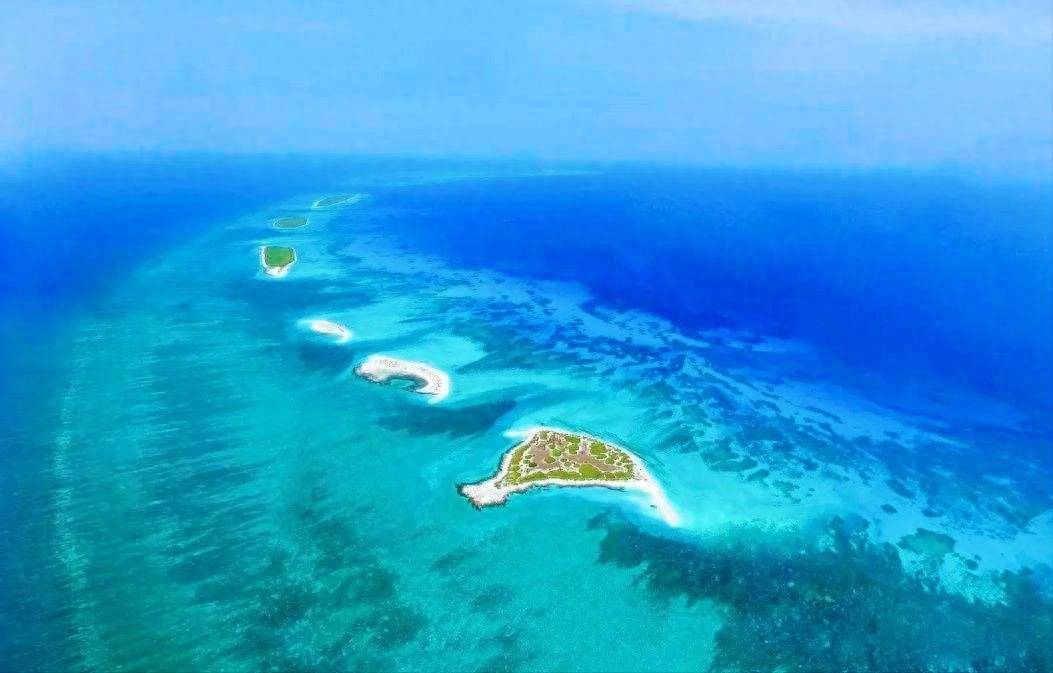 全新标题：南海重大突破：8400平方公里岛礁正式归还祖国