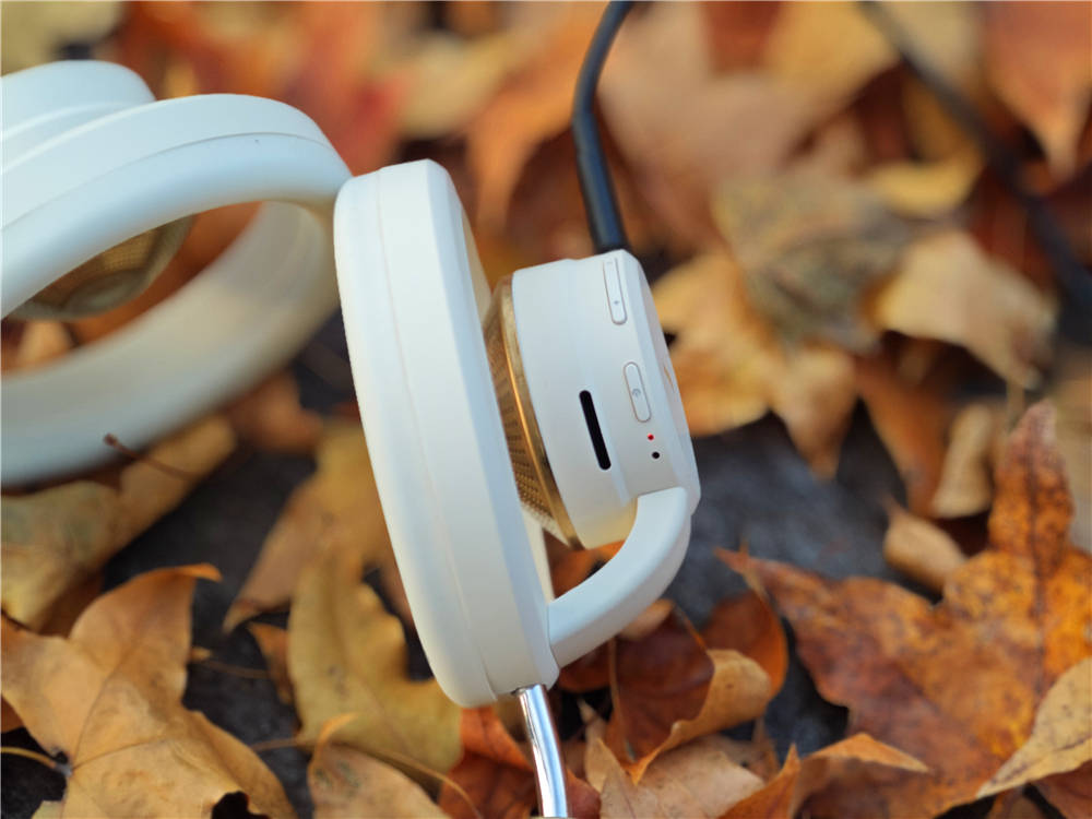 南卡Bolt头戴耳机：一款让耳朵能呼吸的头戴耳机