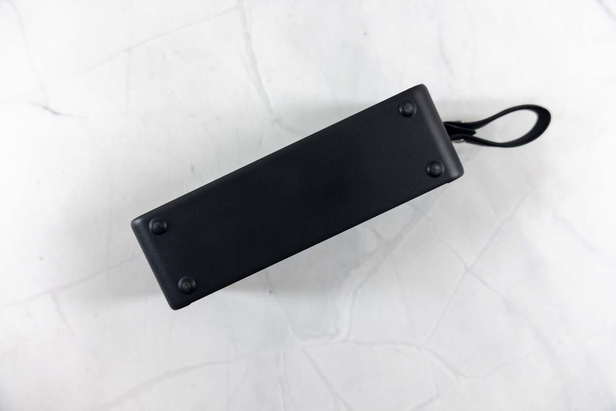 声光同步律动，小体积大功率，雷登S11便携蓝牙音响体验