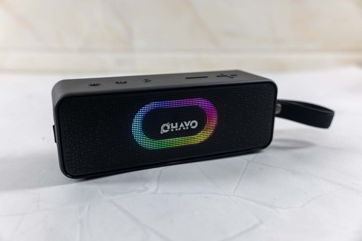 声光同步律动，小体积大功率，雷登S11便携蓝牙音响体验