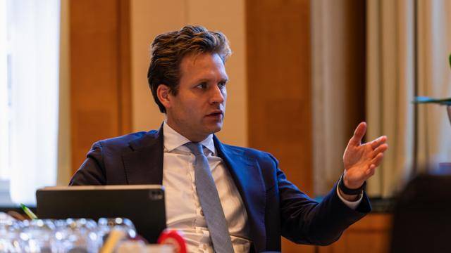 荷兰为何突然改变立场？官方公告揭示了其中的关键转折点