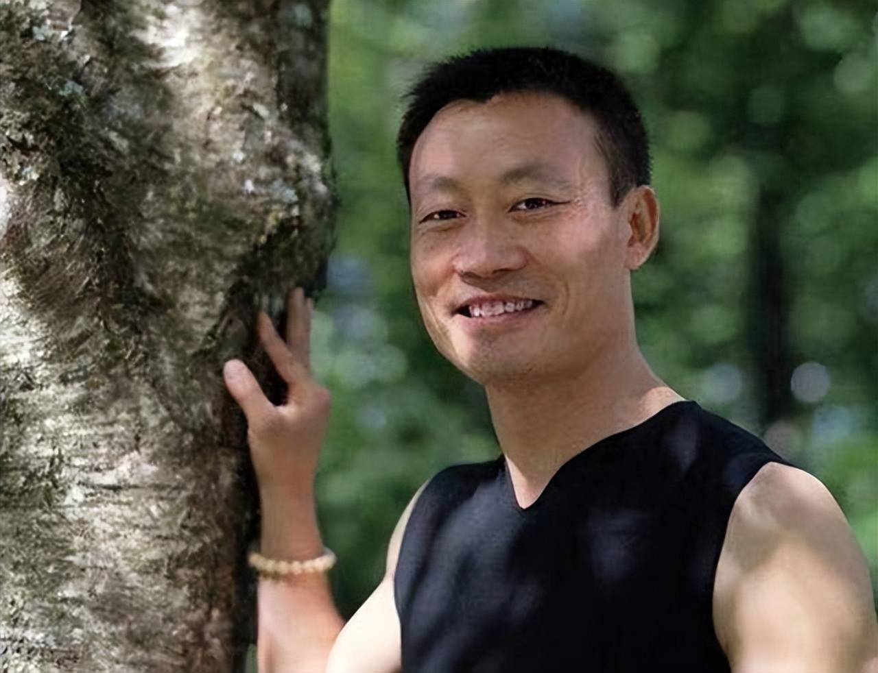 被国家队放弃,他成瑞士女婿,29岁勇夺奥运冠军,如今被盛赞爱国