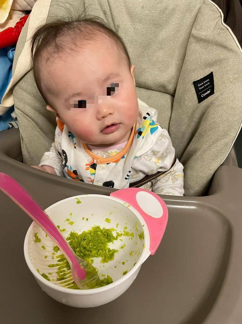 六个月孩子吃完辅食后起小红点,过敏？崔玉涛医生：三天法确定