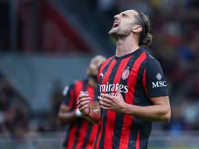 意甲媒体热议：马赛更衣室之战对米兰防守意义重大，拉比奥特来得太好了