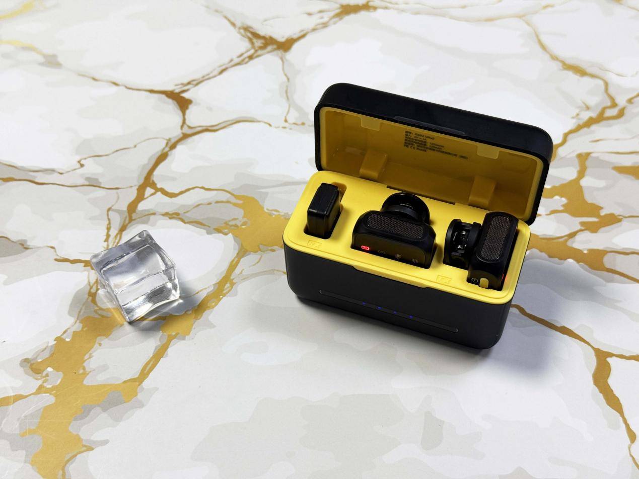 领夹麦克风哪个品牌好？西圣和枫笛麦克风哪个好？麦克风大横测