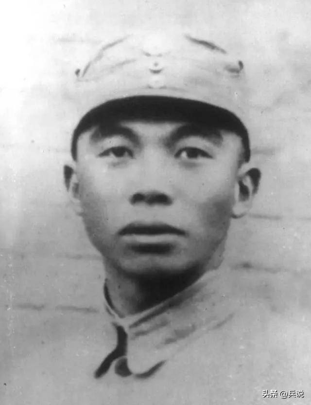 丁盛并非首位任大军区司令员的开国少将,另有两人更早_搜狐网