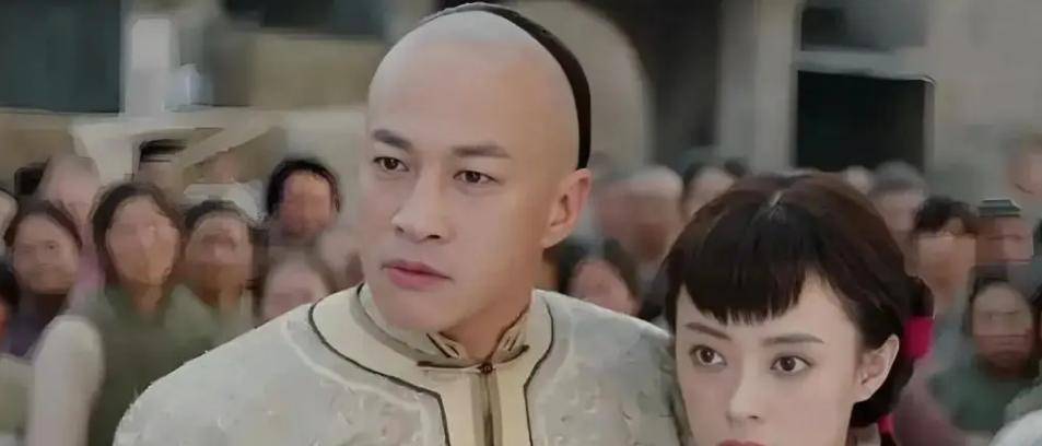 50岁无子女的他,彻底沦为十八线