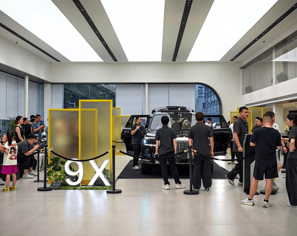 极氪9X颇受高净值人群欢迎，Ultra版订购比例变高