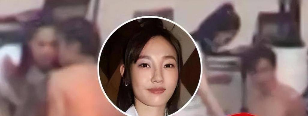 2017 年 4 月,狗仔卓伟爆出了白百何在泰国与男模张爱朋亲密互动的