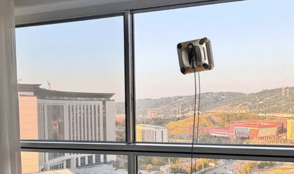 什么牌子的擦窗机器人好？年度测评呼声最高的擦窗机前十的产品