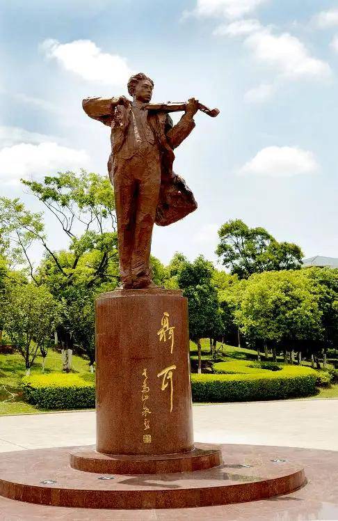 35年,聂耳在日本离奇死亡!郭沫若前后态度不一