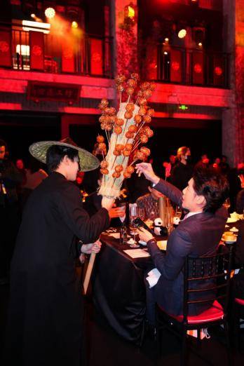 成都青羊：老厂房三日三变 探寻大旗茶馆的潮流密码