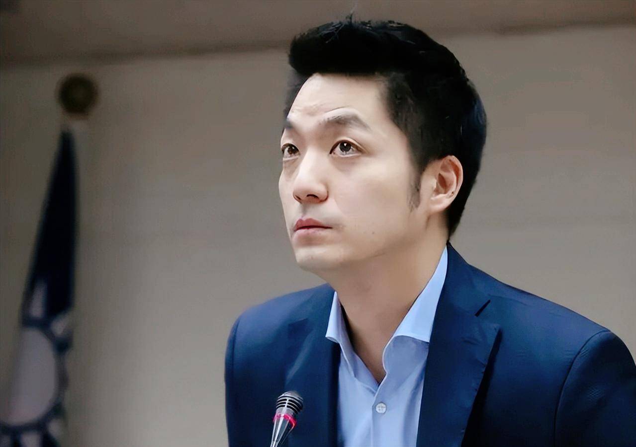 在这次大选中,蒋万安作为国民党成员,以压倒性的优势当选为台北市市长