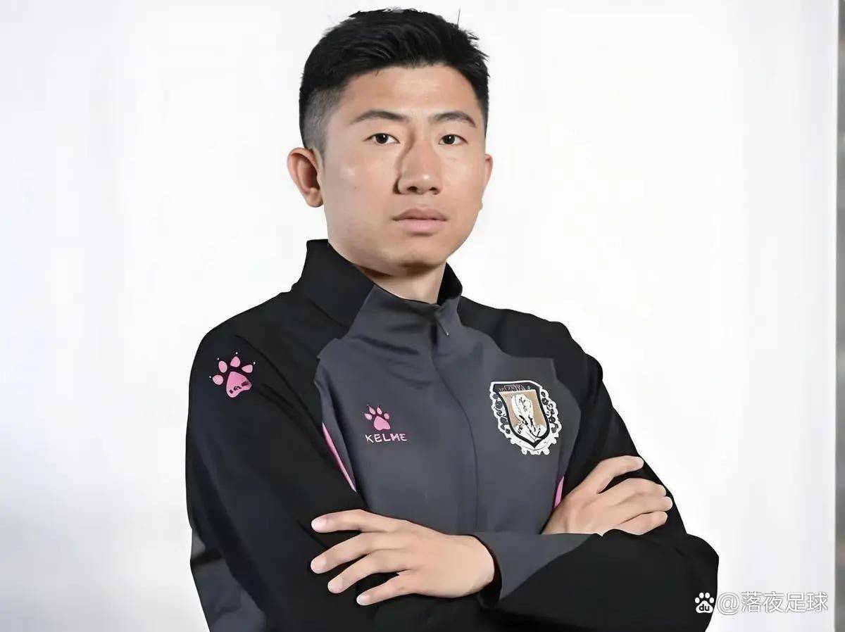 39岁毛彪接掌定南赣联,中国足球又见超白金一代归来!