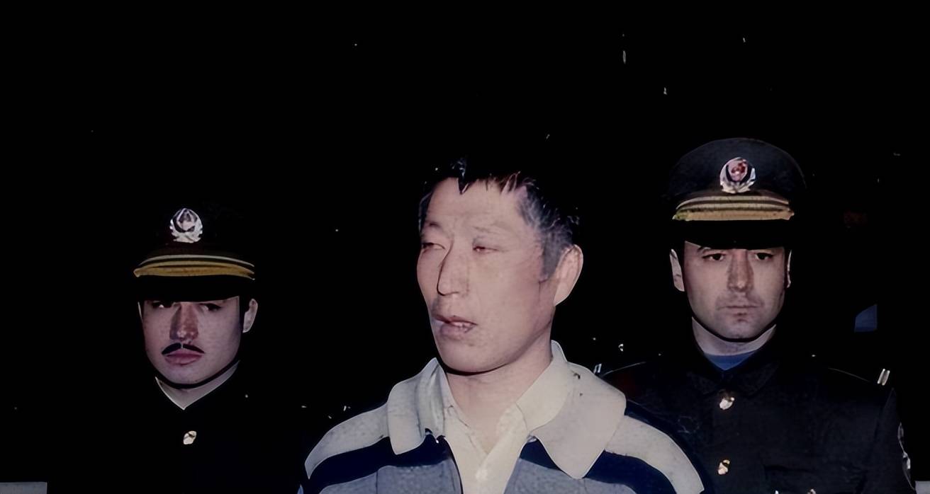 1997年白宝山被判死刑,情人谢宗芬被判12年,48岁出狱后再赴新疆
