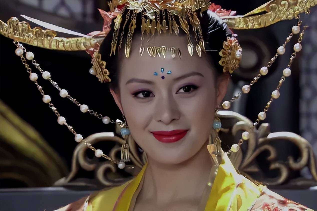 她被胡歌深爱,刘烨难忘,受央视力捧多年却仍未走红