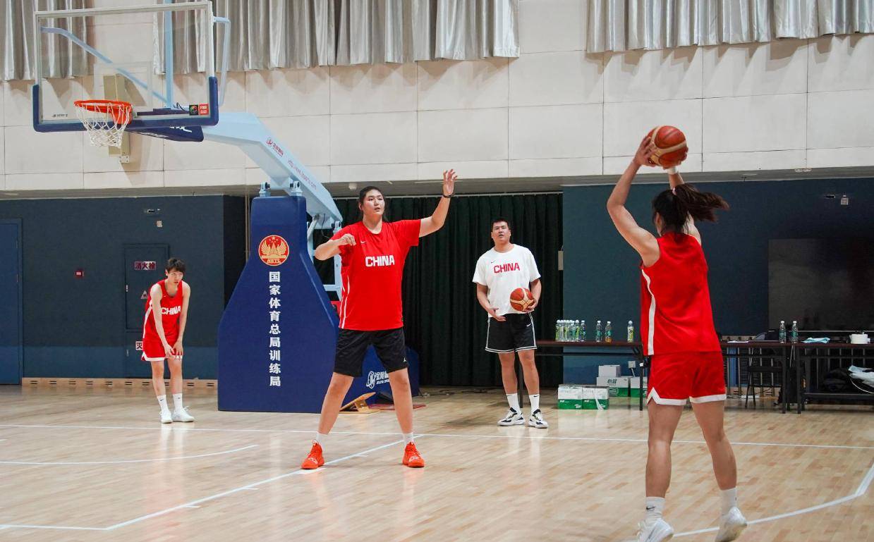 就在刚刚！官宣王思雨转型当教练！张子宇联赛首秀1月4日上演