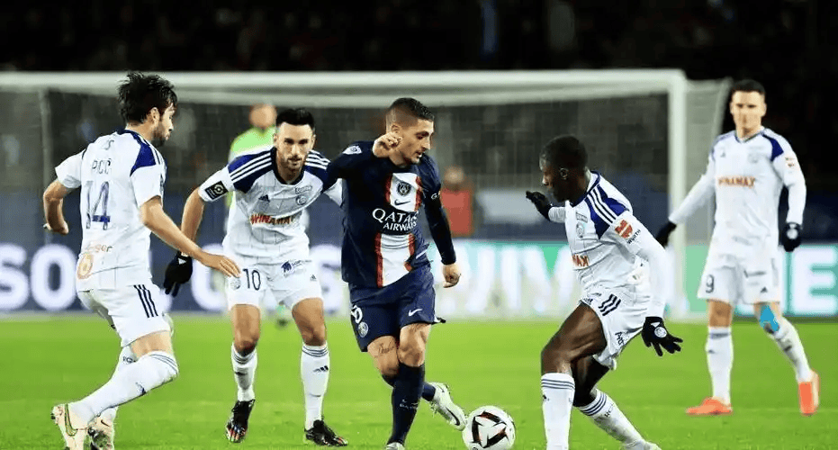 法甲凌晨卡位战前瞻：尼斯残阵破六连败魔咒 斯特拉斯冲欧战资格