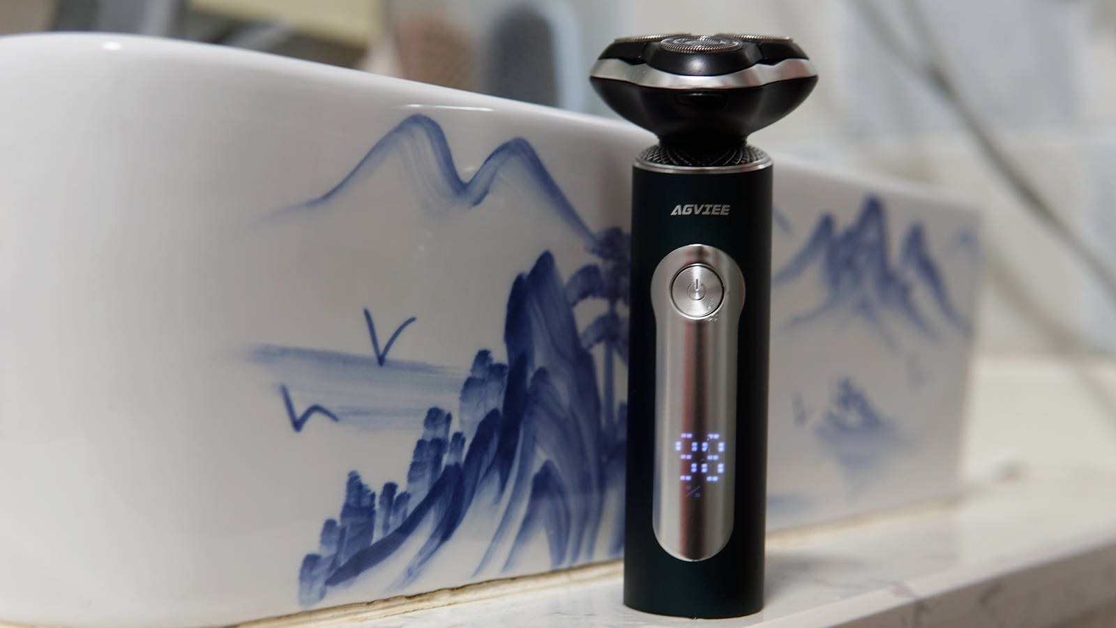 三层刀网剃净力遥遥领先!未野MAX剃须刀:23000高转速媲美千元机