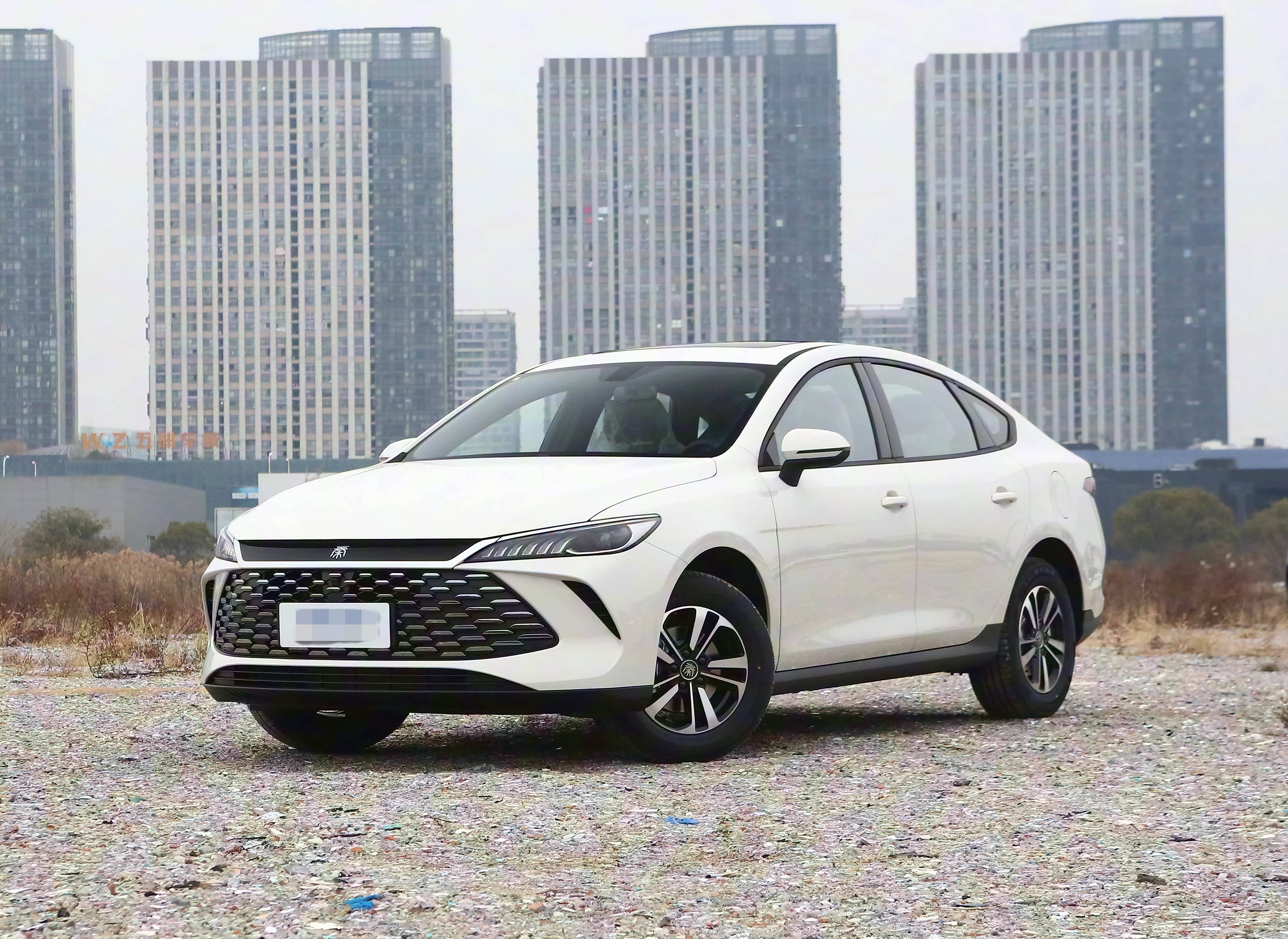 7.98万元起 新款比亚迪秦plus dm