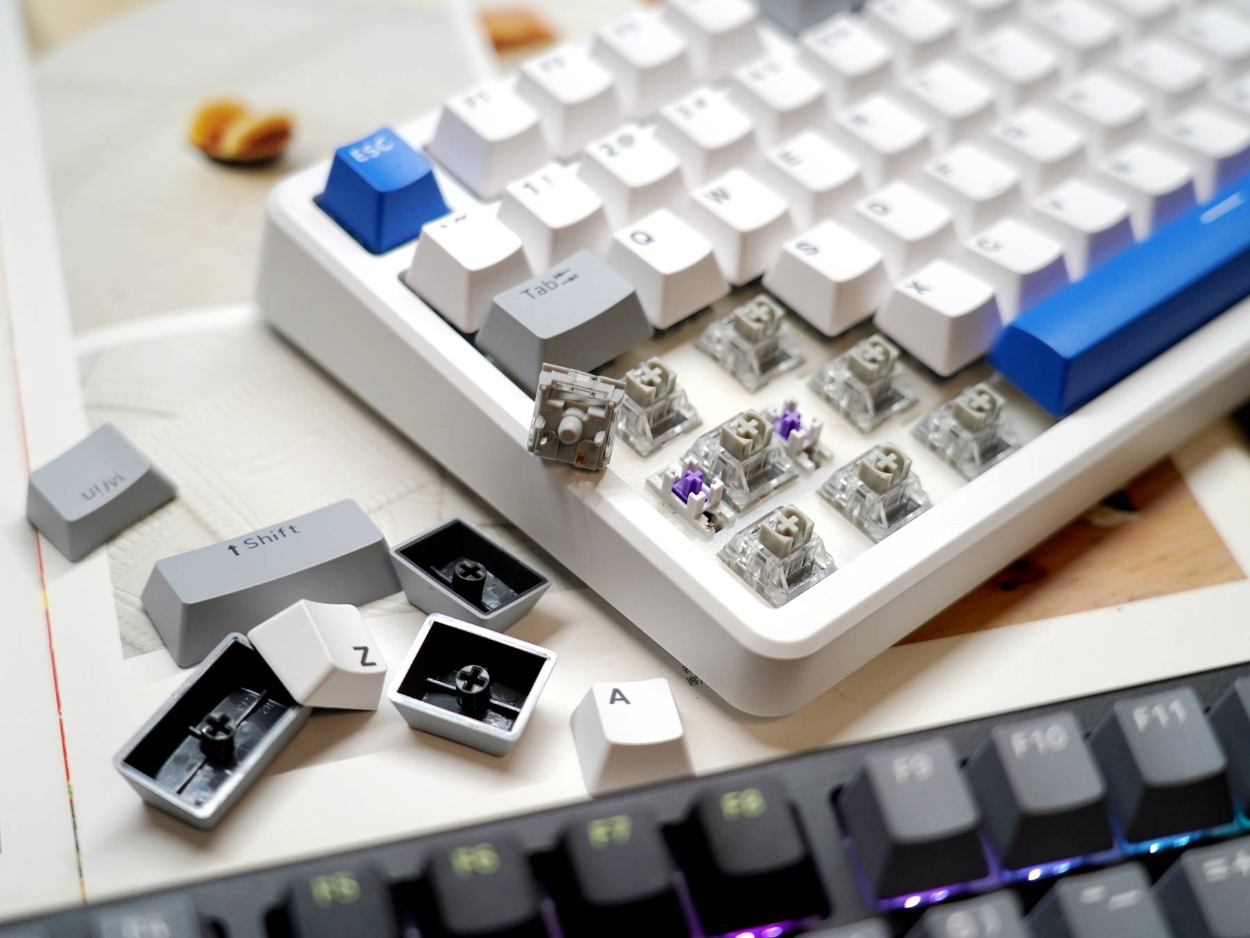 键鼠客制化难选？雷柏VT9 MAX+V700DIY-98长续航版最强续航无线键鼠套装：理想入门组合