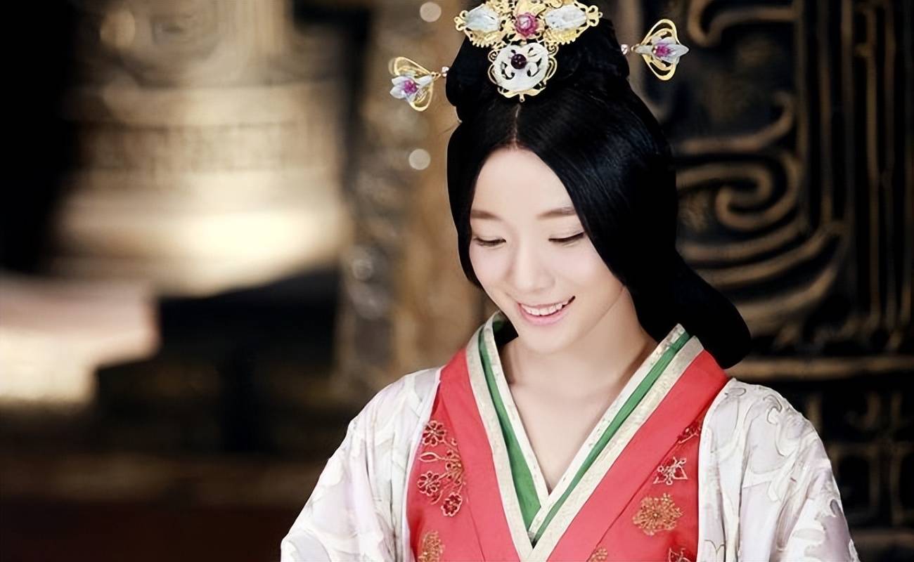 卫子夫刚怀孕的时候,依然没有名分,只是一个普通的宫人