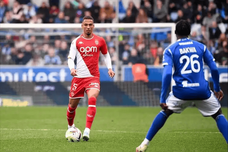 法甲焦点战：摩纳哥VS洛里昂，残阵与韧性的碰撞