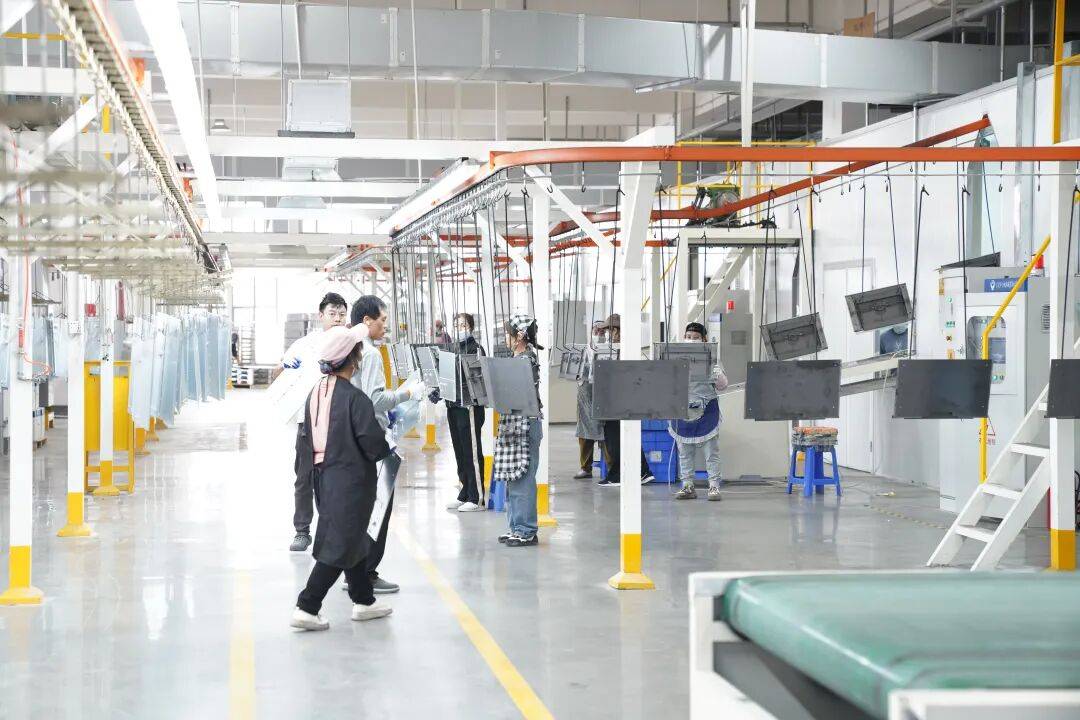 年产值冲6.4亿元！东莞清溪一增资扩产项目投产！(图2)