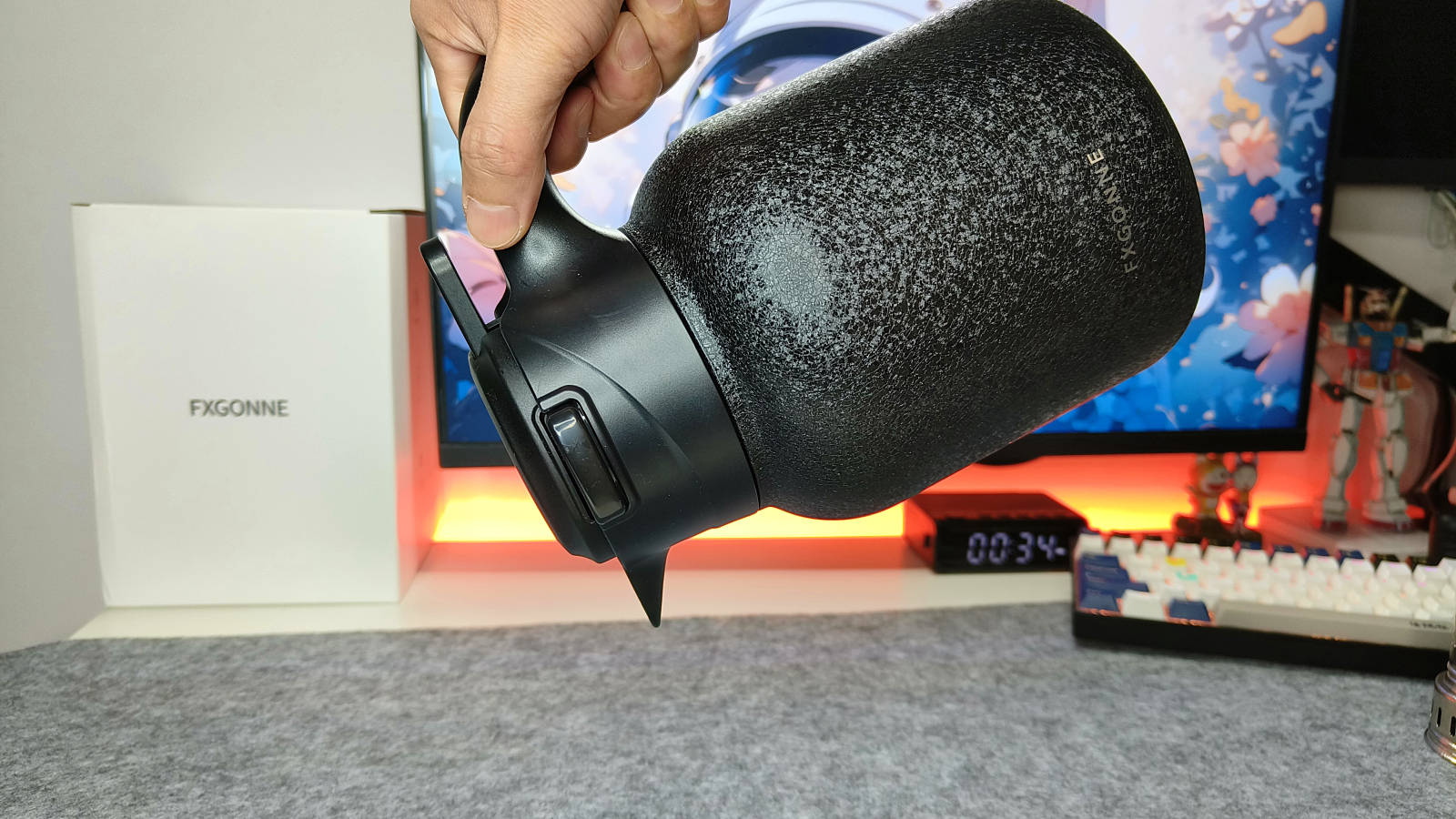 欧盟认证+8层锁温 宫菱保温壶:重新定义饮水安全!