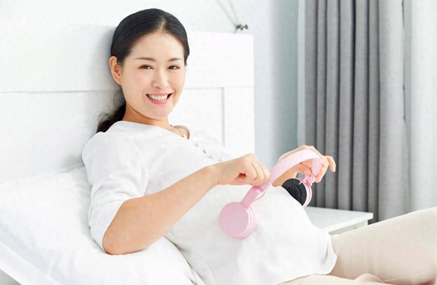 胎儿在肚子里会不会无聊？其实不然...