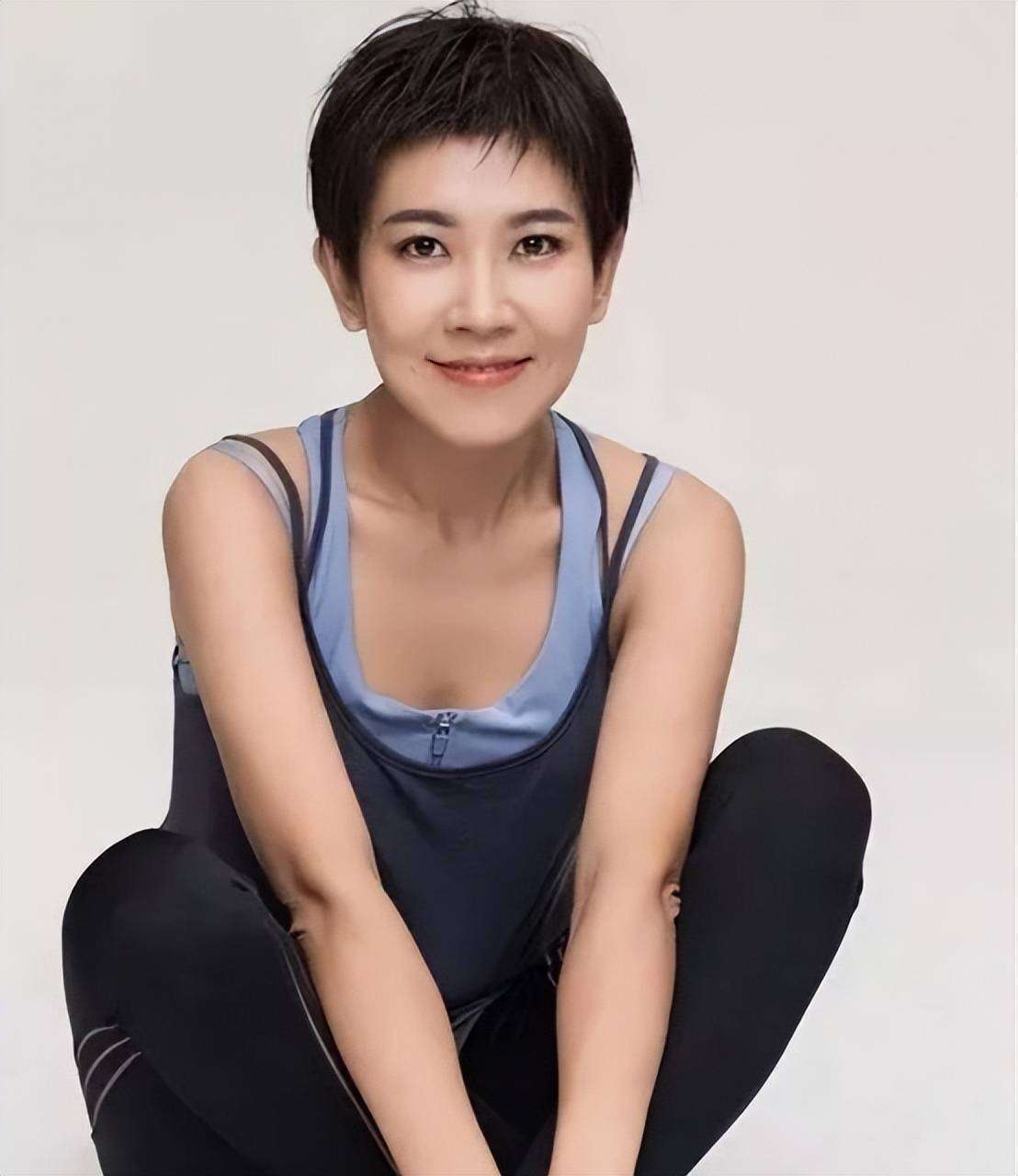 即便他后来进入河北梆子剧团时老师也曾断言你这长相注定