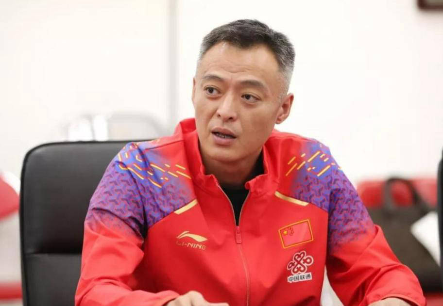 国乒教练组新分工公布,樊振东回归前景成谜,秦志戬发言耐人寻味