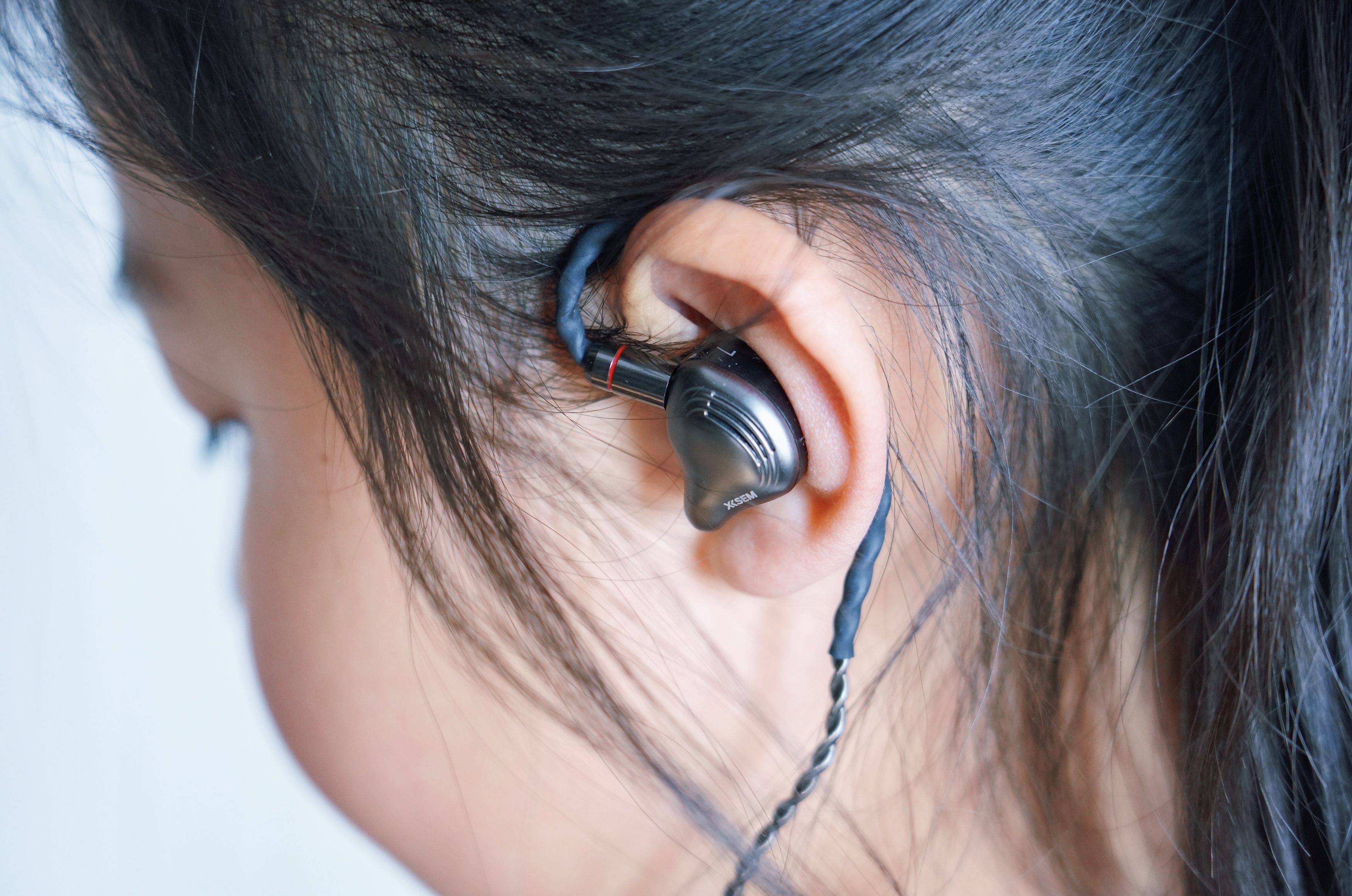 拒绝跟风无线！西圣HiFi1有线耳机：百元档竟藏着越级音质