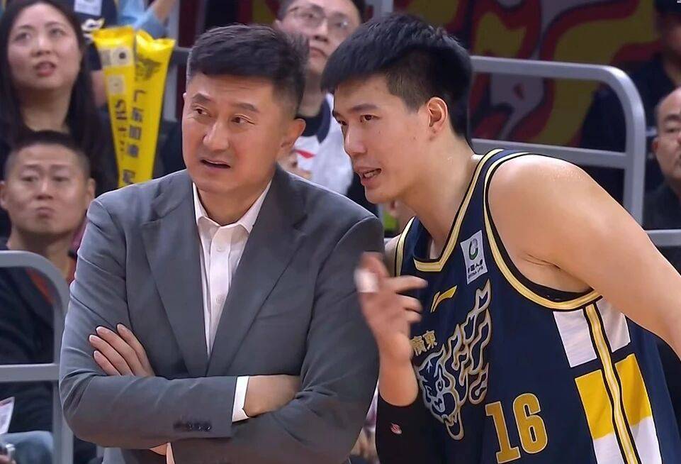 广东男篮内线大将受伤，山西男篮恐被罚，辽宁男篮赵继伟确定复出